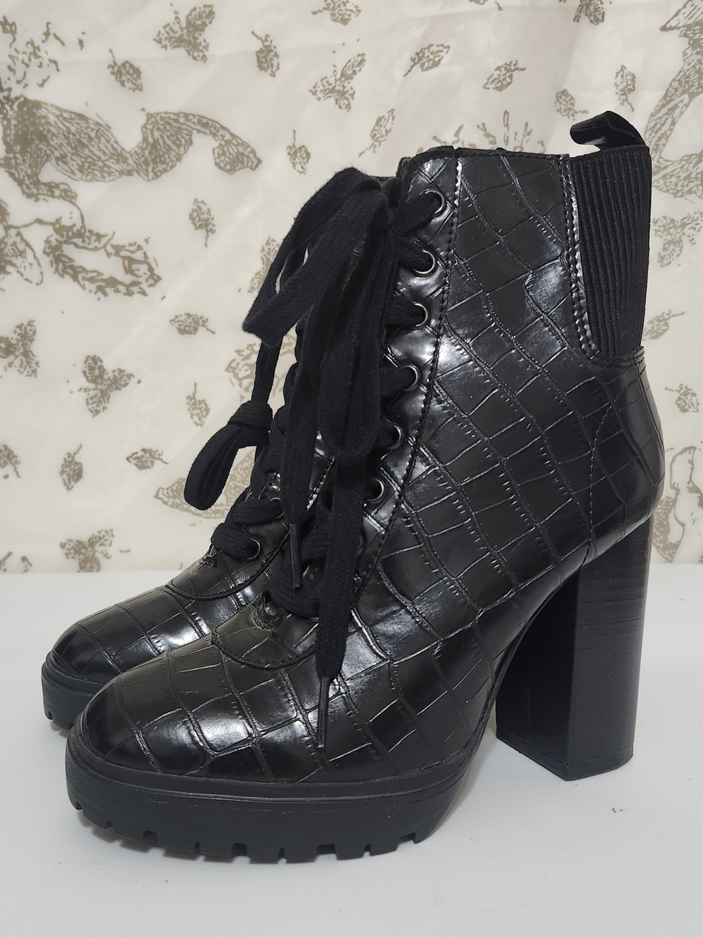Steve Madden Black Croc-Embossed Lace-Up Platform Ankle Boots